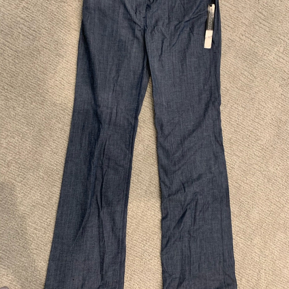 White House Black Market Size 0R flare leg Jeans